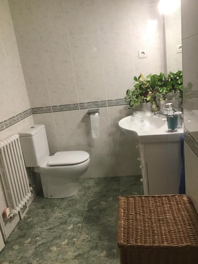 Superviews, Parking 24H Vigilado Incluido Y Netflix En Habitacion Independiente Con Bano Privado En Apartamento Particular, Francais&English Bilbao Exteriér fotografie